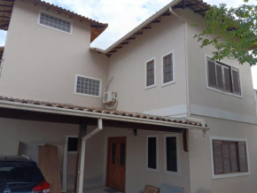 Casa Confortável a 1 Km da Praia e Apartamento